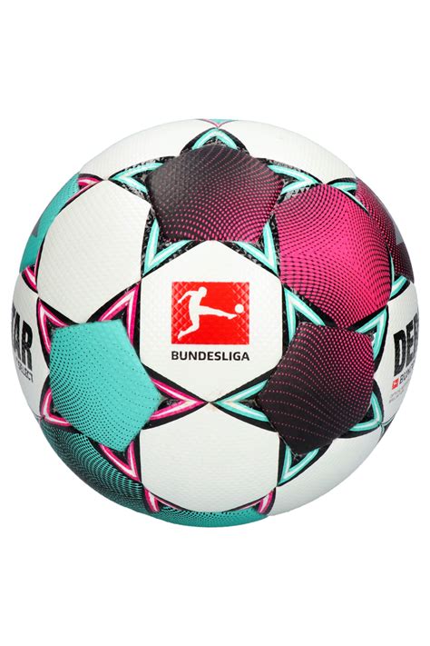 who made the bundesliga ball